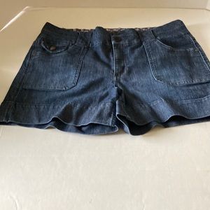 One Sone Cute Denim Shorts Size 16 Preowned  Good Condition